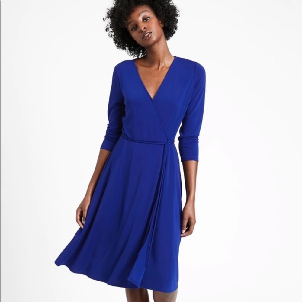 Banana Republic Wrinkle Resistant Wrap Dress